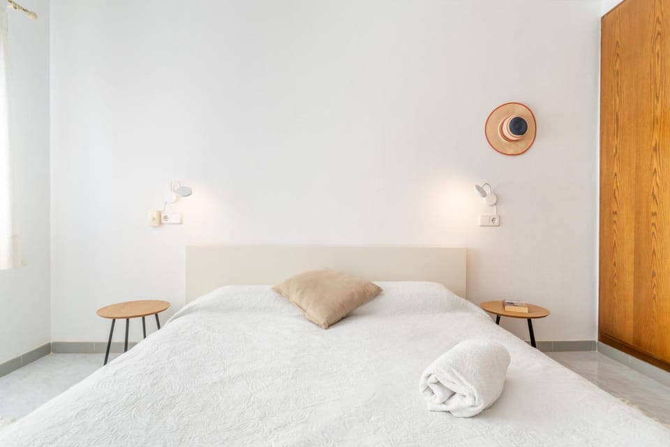 Living room, Bedroom