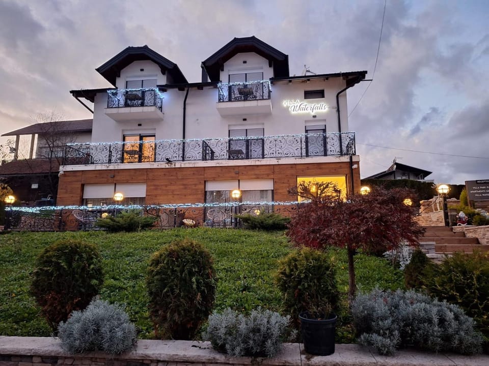 Property building, Garden view