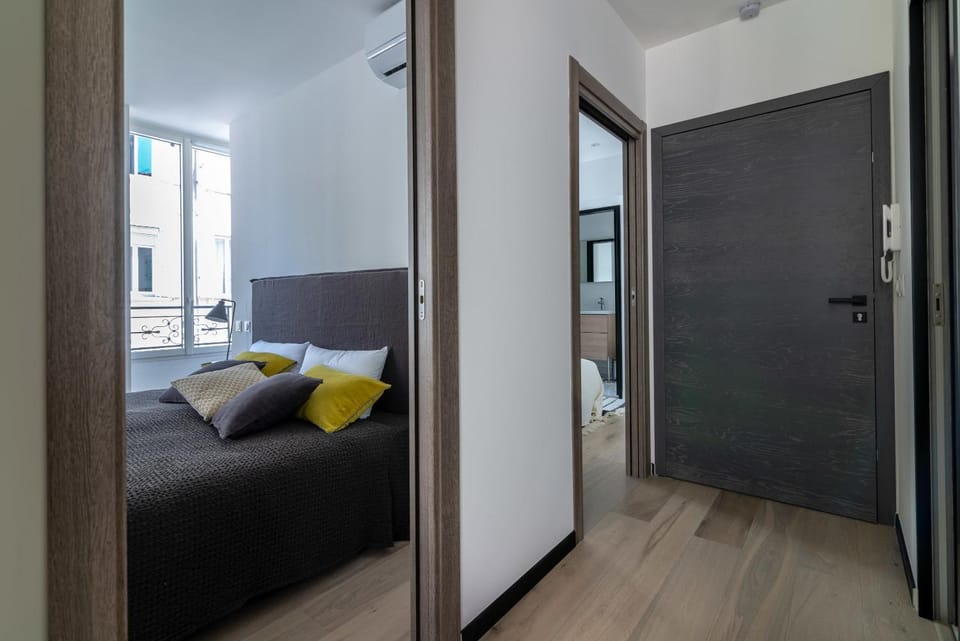 Scandinavian Urban 2 - 2BR apartment in center close to Palais des Festivals and the beach Apartment in Cannes