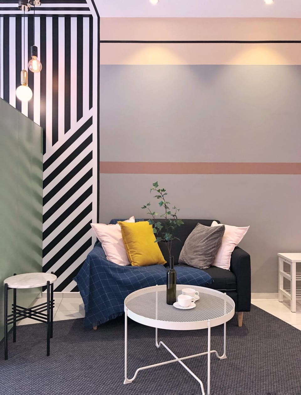 Living room, Seating area