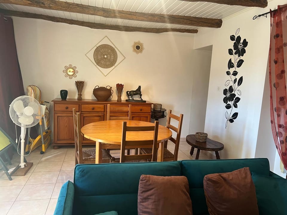 gîte de l oustalneou House in Occitanie