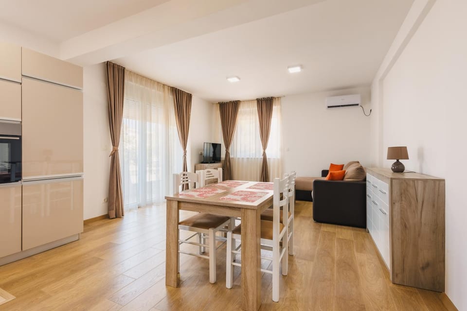 Chez Vous Apartment in Ulcinj