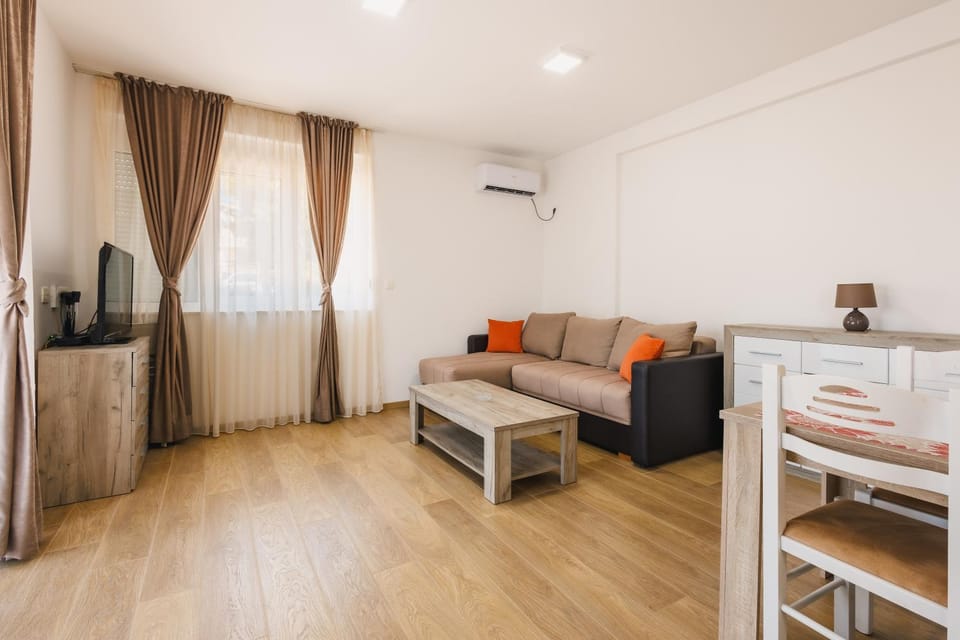 Chez Vous Apartment in Ulcinj