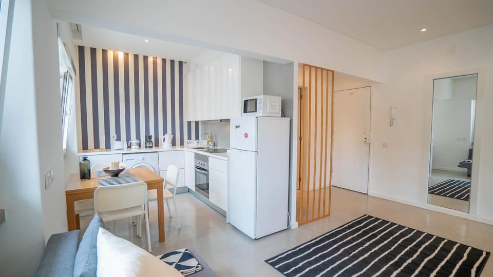 Kitchen or kitchenette, Living room