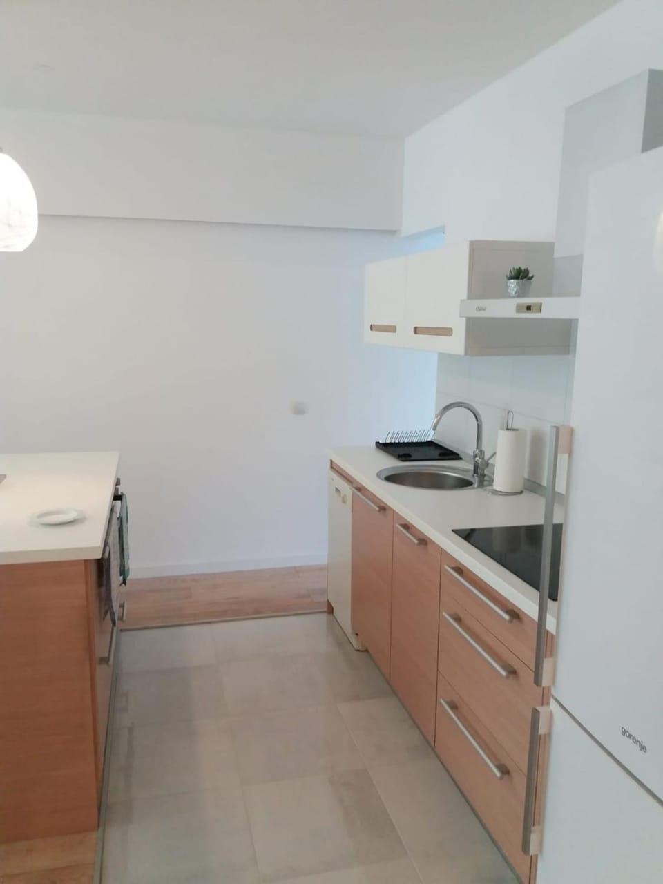 Kitchen or kitchenette, Communal kitchen