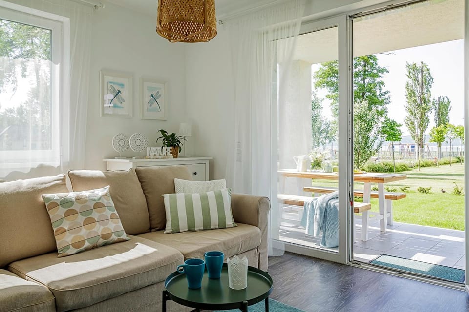 Living room, Garden view