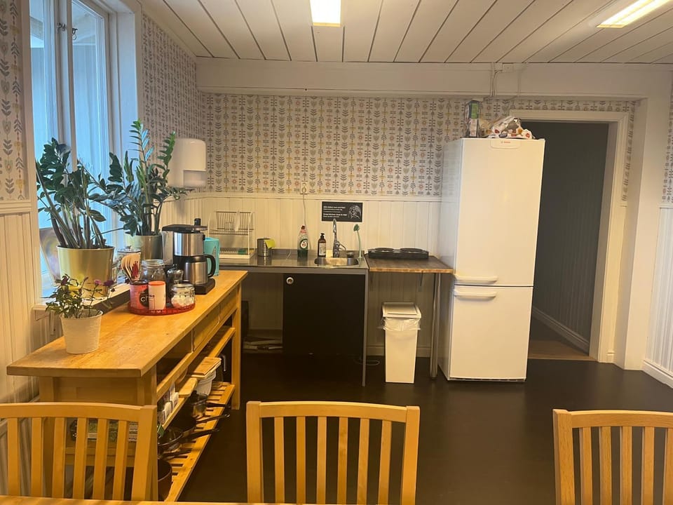 Property building, Communal kitchen