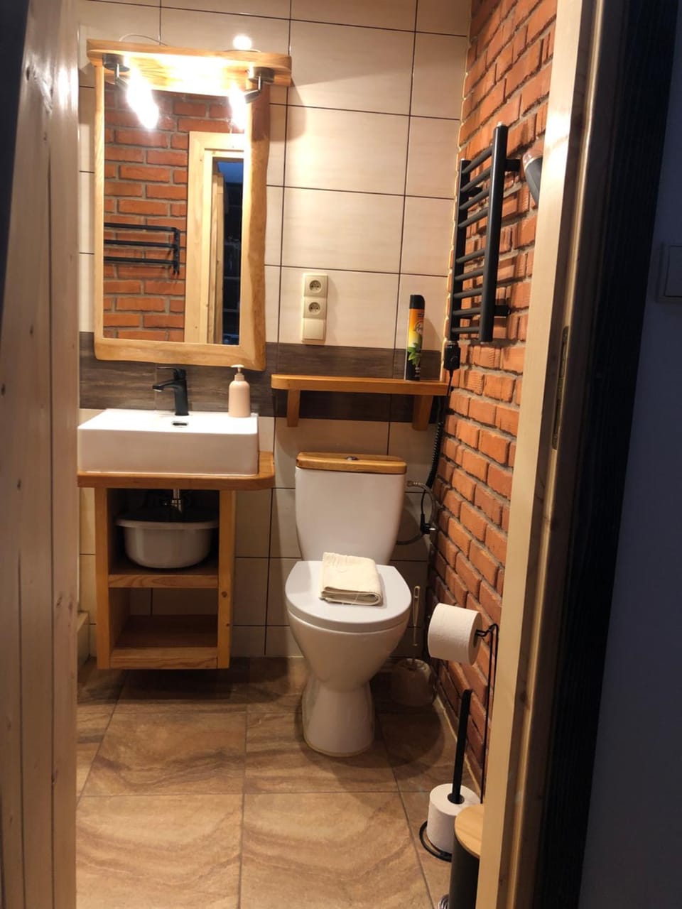 Toilet, Bathroom