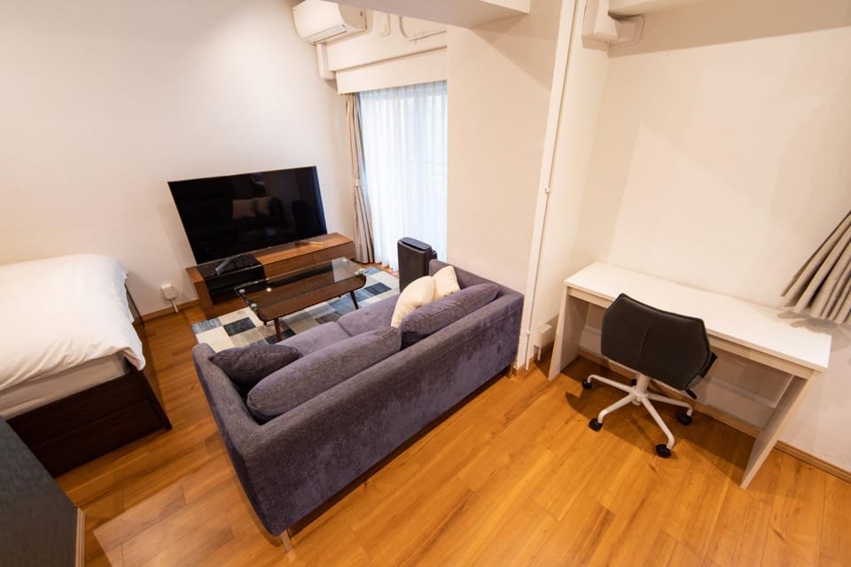 TV and multimedia, Photo of the whole room, Seating area