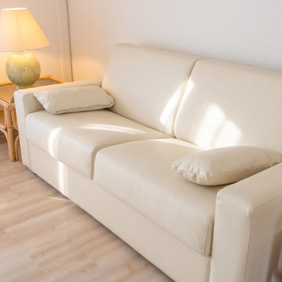 Studio en bord de mer à Cavalaire-sur-Mer, 35 m², vue superbe. Apartment in Cavalaire-sur-Mer