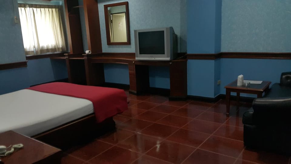 West Wing Mansion Apartment hotel in Bangkok