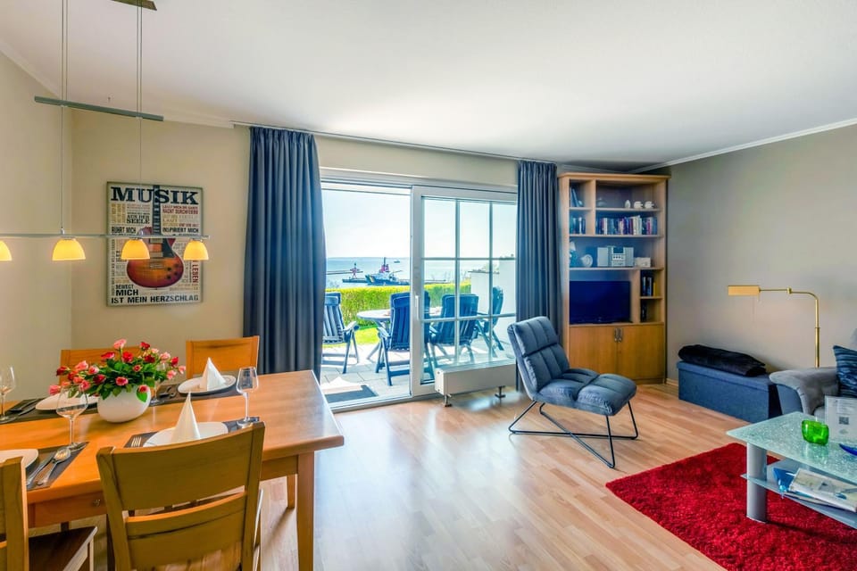 Ferienhaus Trelleborg, Wohnung 1 Meerblick Apartment in Mecklenburg-Vorpommern, Germany
