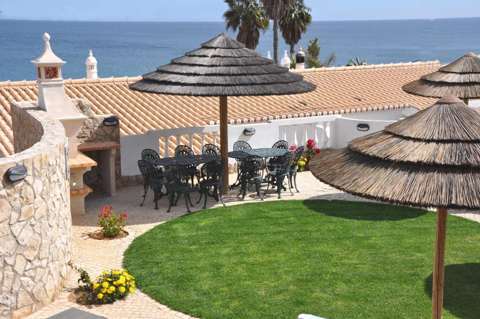 Patio, BBQ facilities