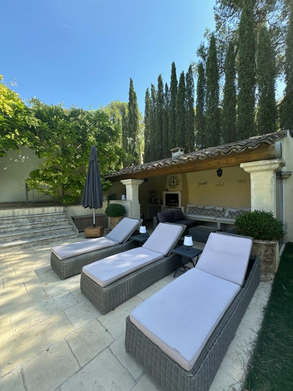 Villa d'exception en Provence, avec piscine et vue imprenable proche de St Rémy, Gordes, Eygalieres, Isle sur Sorgues Villa in Cavaillon