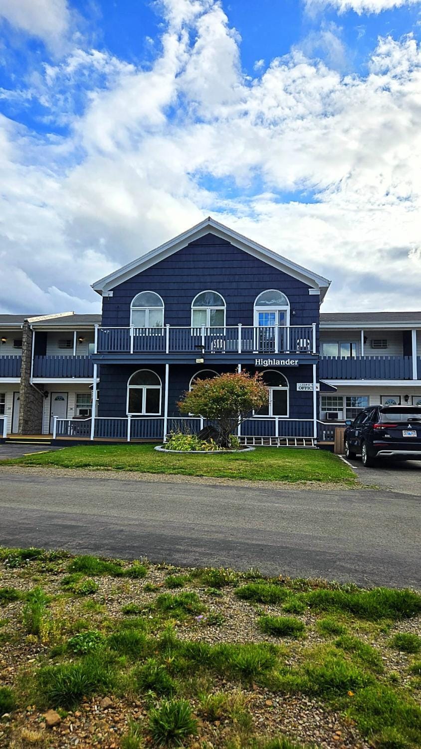 Laurie's Inn Motel in Nova Scotia