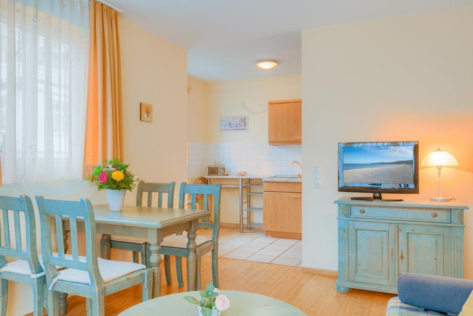 Villa Karola, Wohnung 11 Apartment in Mecklenburg-Vorpommern, Germany