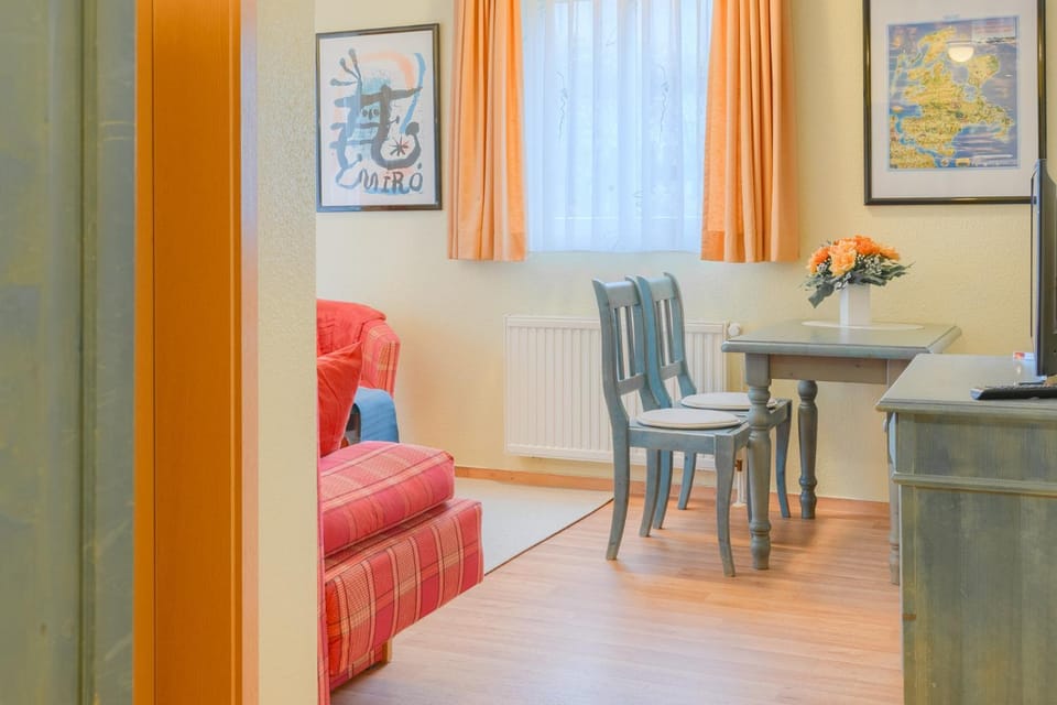 Villa Karola, Wohnung 3 Apartment in Mecklenburg-Vorpommern, Germany
