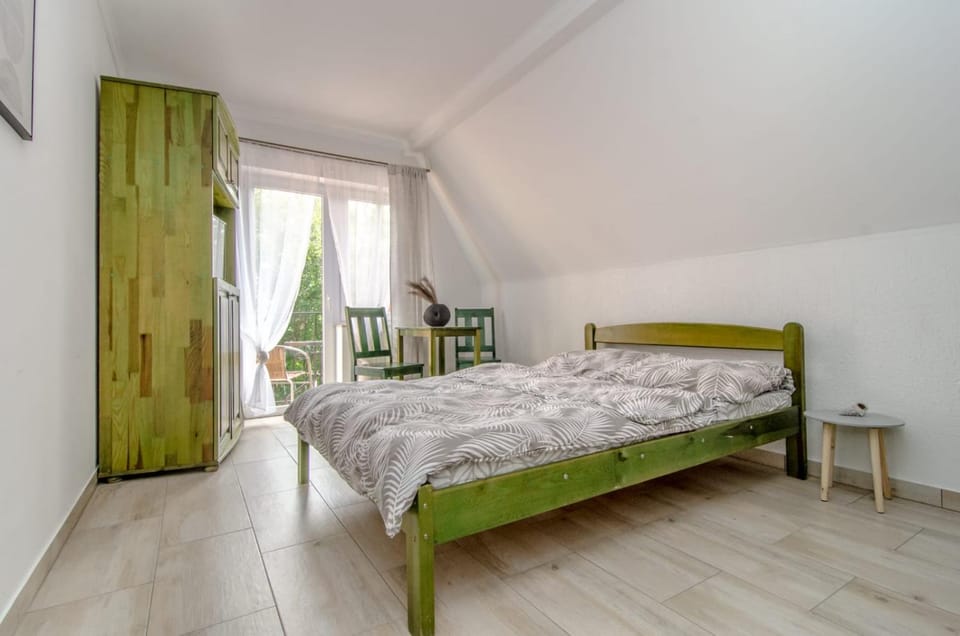 Bed, Balcony/Terrace, Photo of the whole room, Bedroom