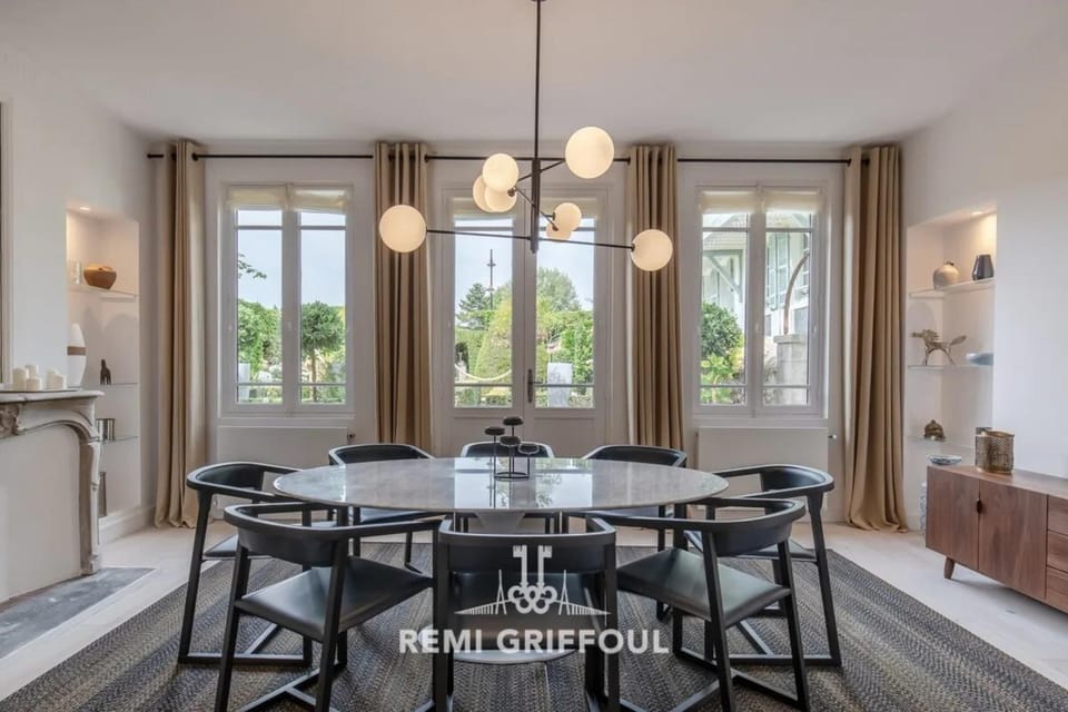 Villa Gernez Historic Center 10 guests Villa in Honfleur