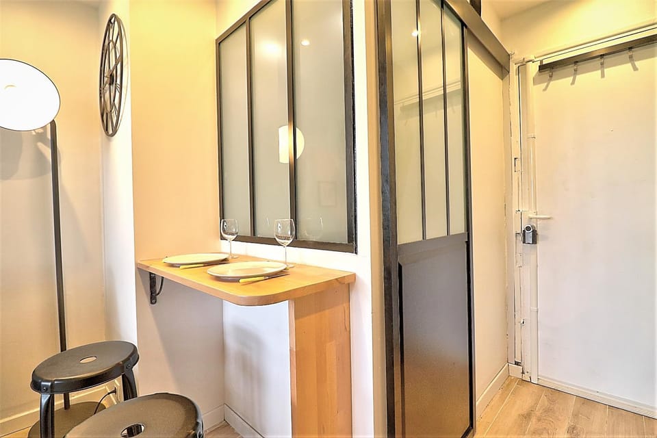 Studio 24h 24h Parking Terrasse Internet Apartment in Toulouse
