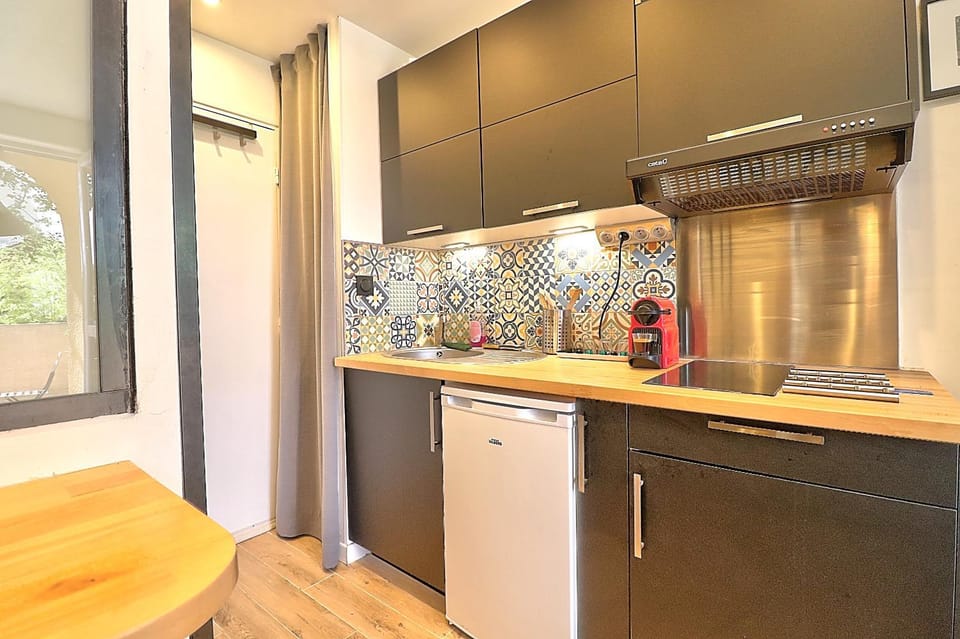 Studio 24h 24h Parking Terrasse Internet Apartment in Toulouse