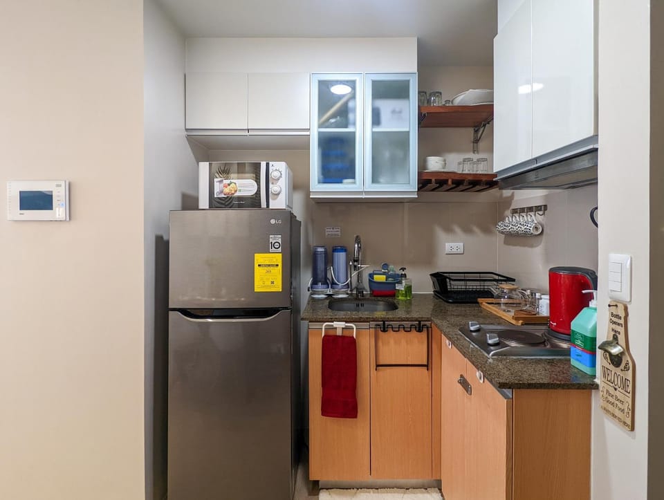 Coffee/tea facilities, Kitchen or kitchenette, minibar, toaster