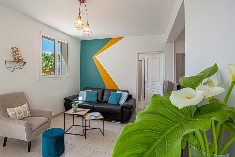 Living room, Sea view