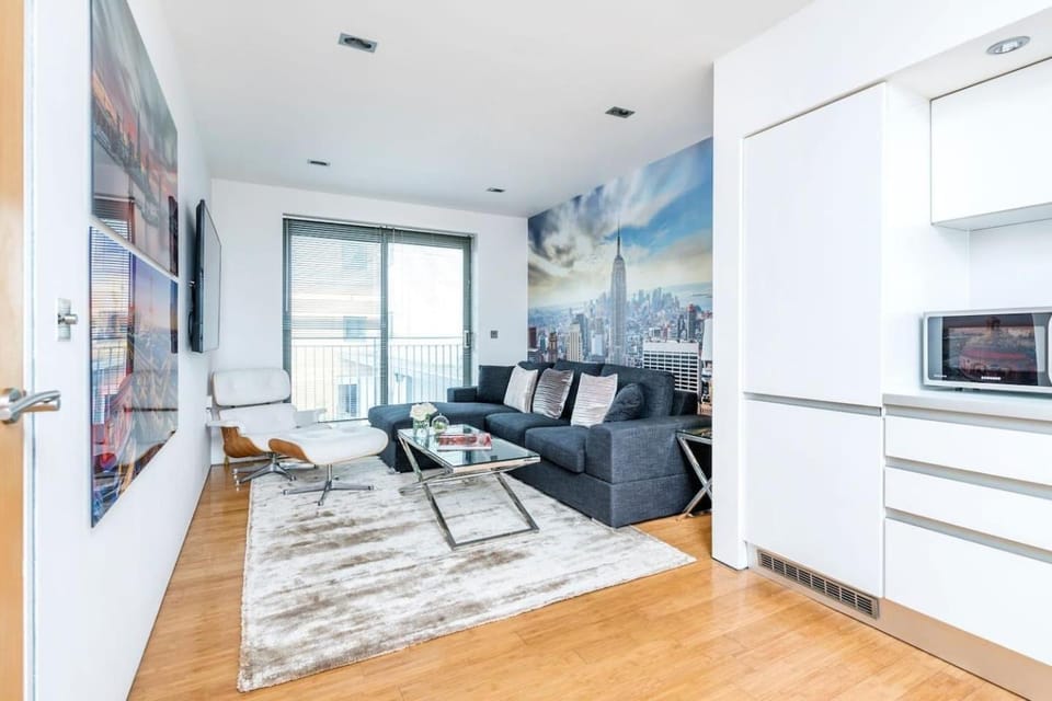 Haggerston Studios Apartment in London Borough of Islington