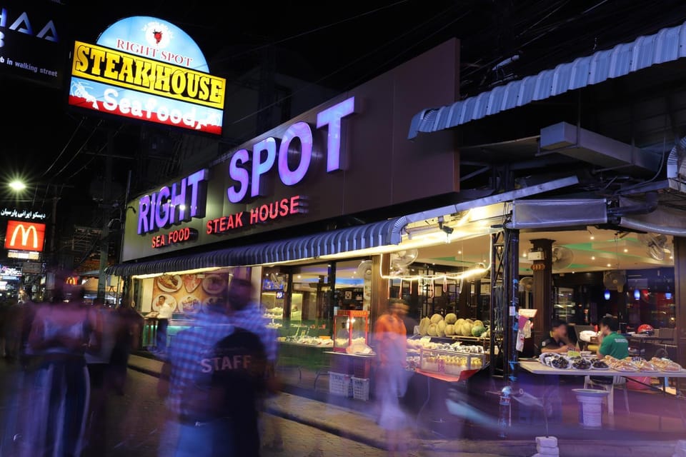 Right Spot Hotel in Pattaya City