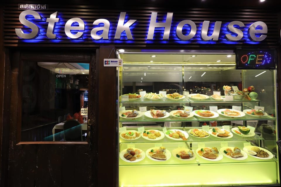 Right Spot Hotel in Pattaya City