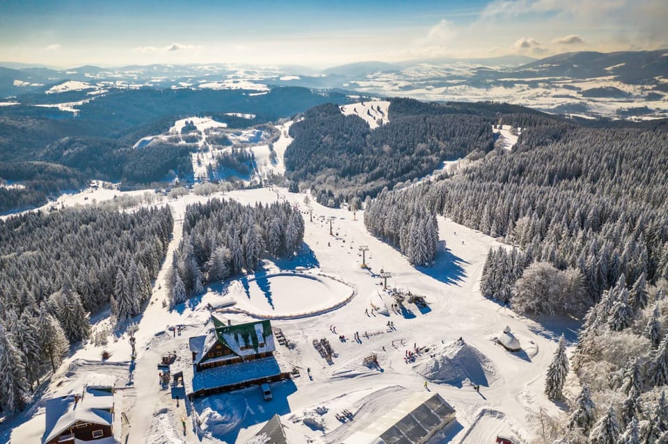 Nearby landmark, Day, Natural landscape, Bird's eye view, Winter, Mountain view