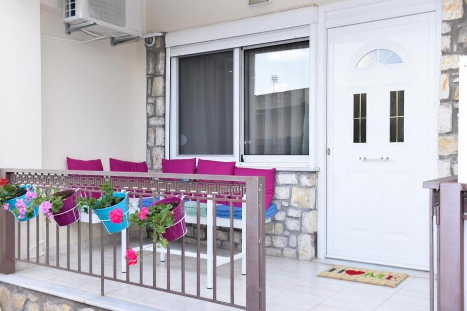 Property building, Balcony/Terrace