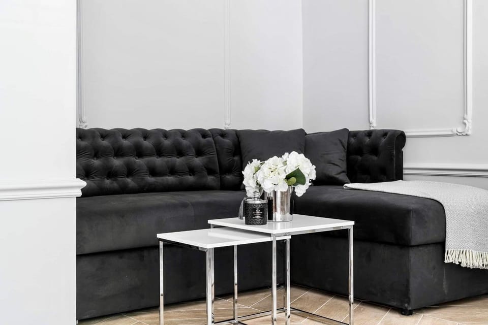Living room, Photo of the whole room