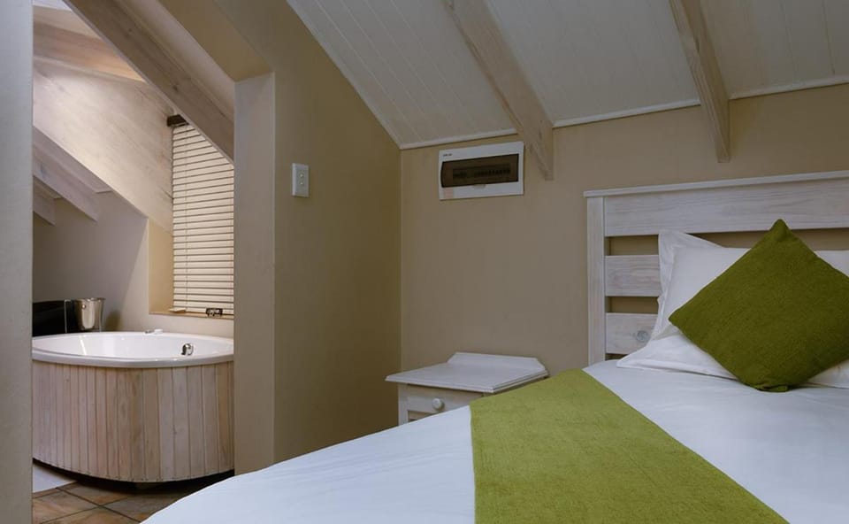 Bed, Bathroom