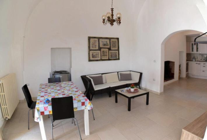 Communal lounge/ TV room, TV and multimedia, Living room