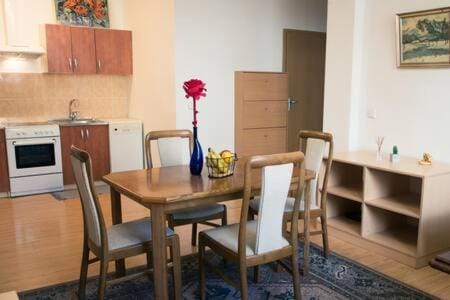 Town Hall 3 Bedroom Apartment Apartment in Vilnius