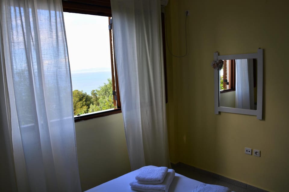 Bedroom, Sea view