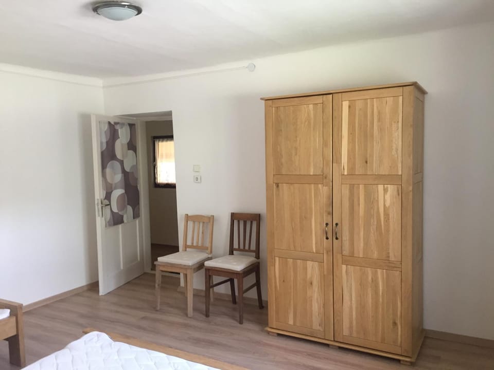Bedroom, wardrobe