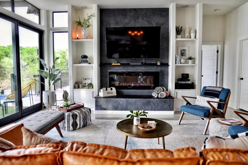 Happy Owl Lakehouse House in Canyon Lake