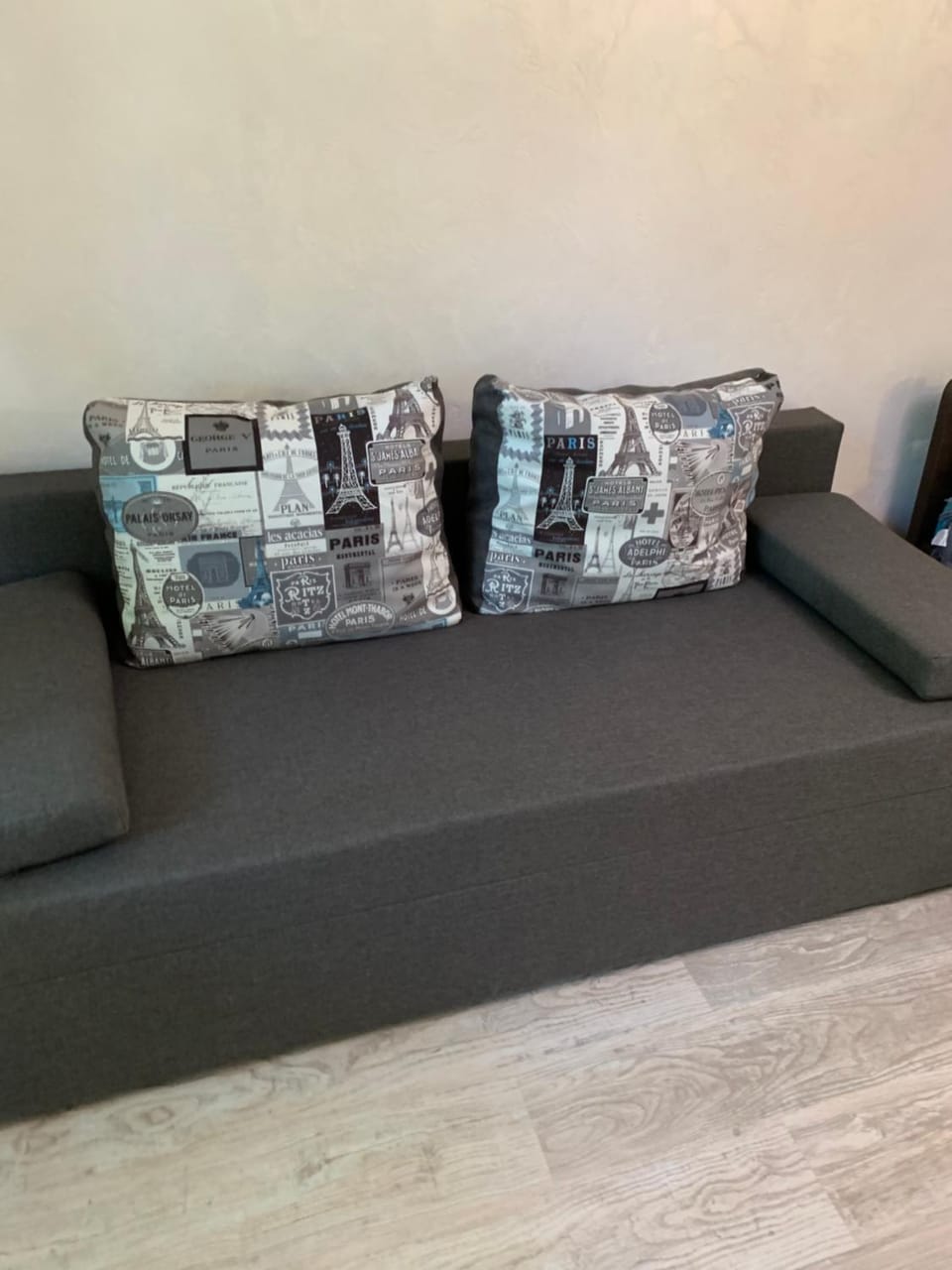 Довженко Апартаменты возле моря ! Apartment in Odessa