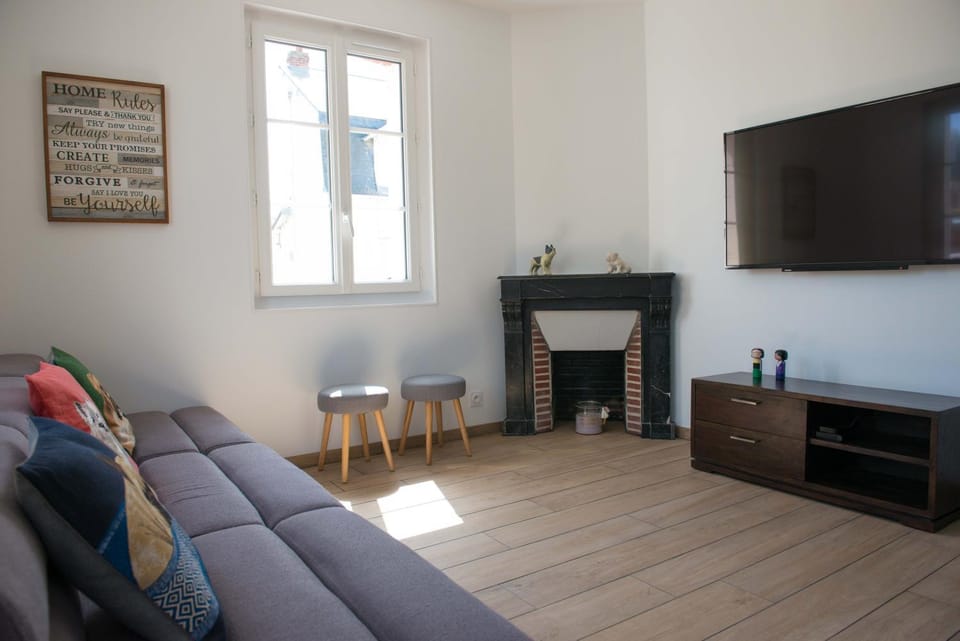 Communal lounge/ TV room, TV and multimedia, Living room, Seating area