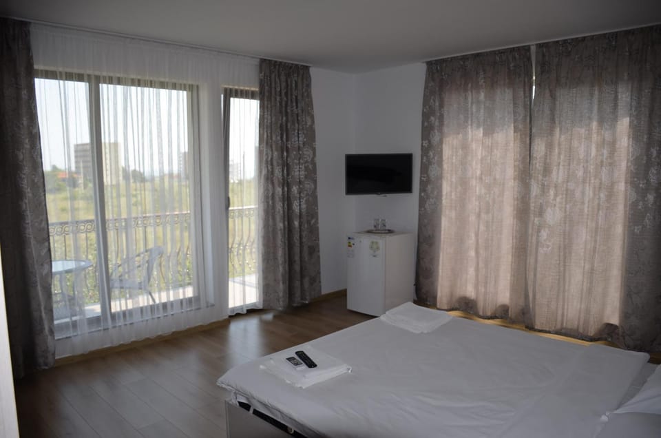 TV and multimedia, View (from property/room), Bedroom