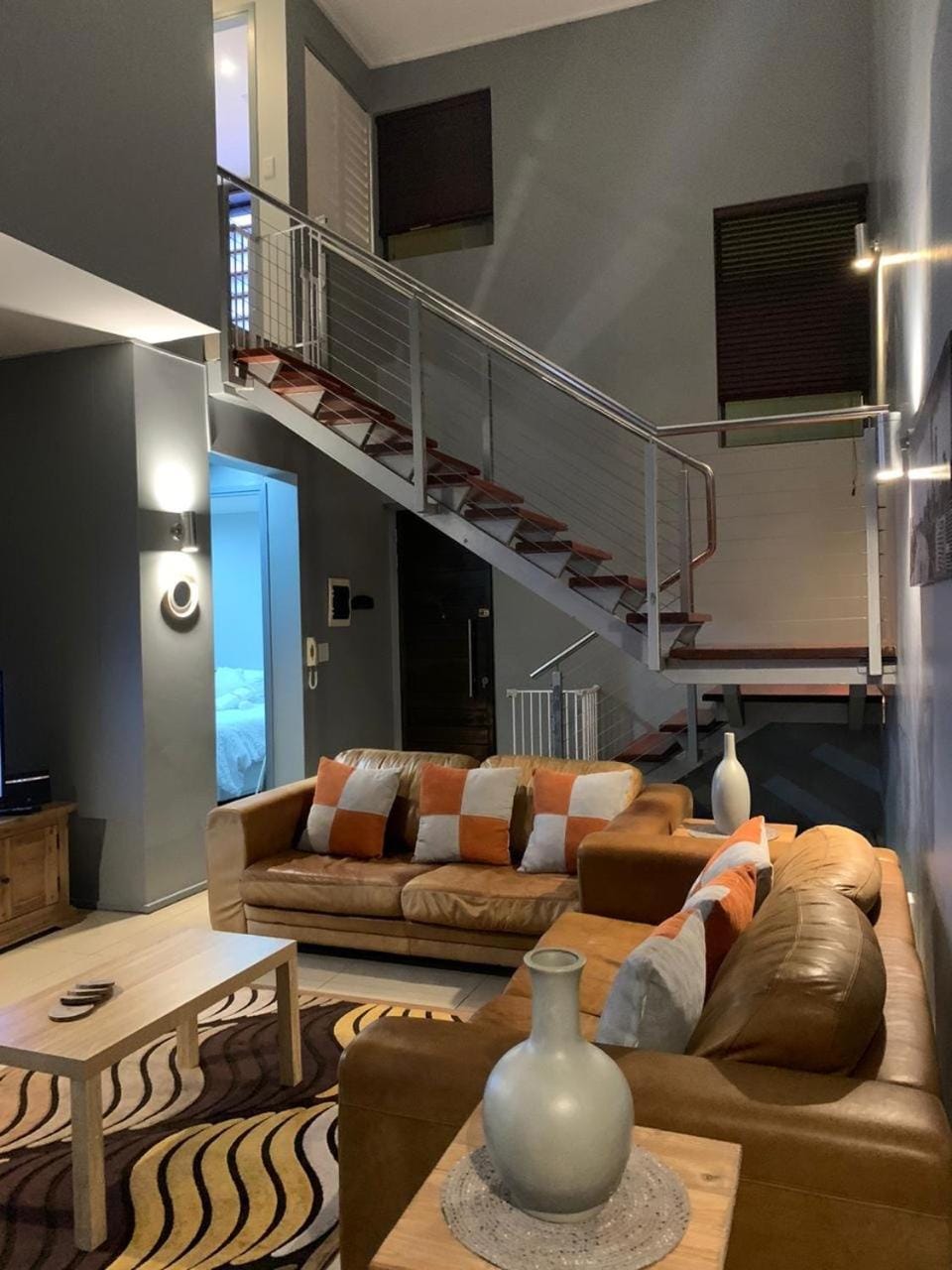 Living room, Seating area
