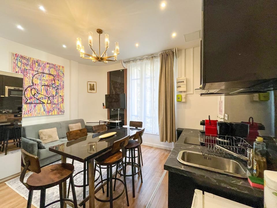 90 - Karl Lagerfeld Lafayette Apartment in Paris