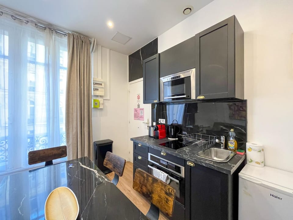 90 - Karl Lagerfeld Lafayette Apartment in Paris