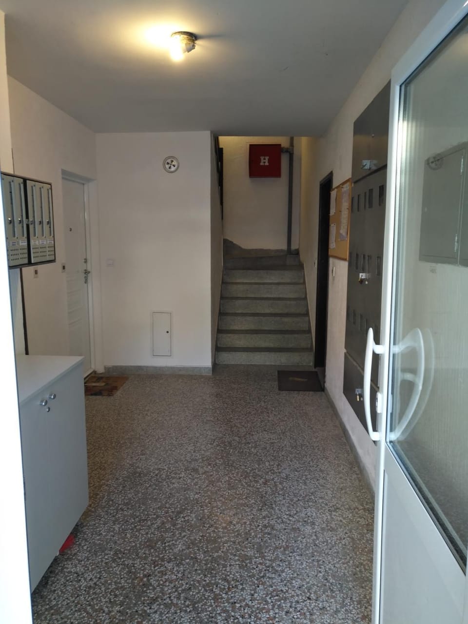 Facade/entrance
