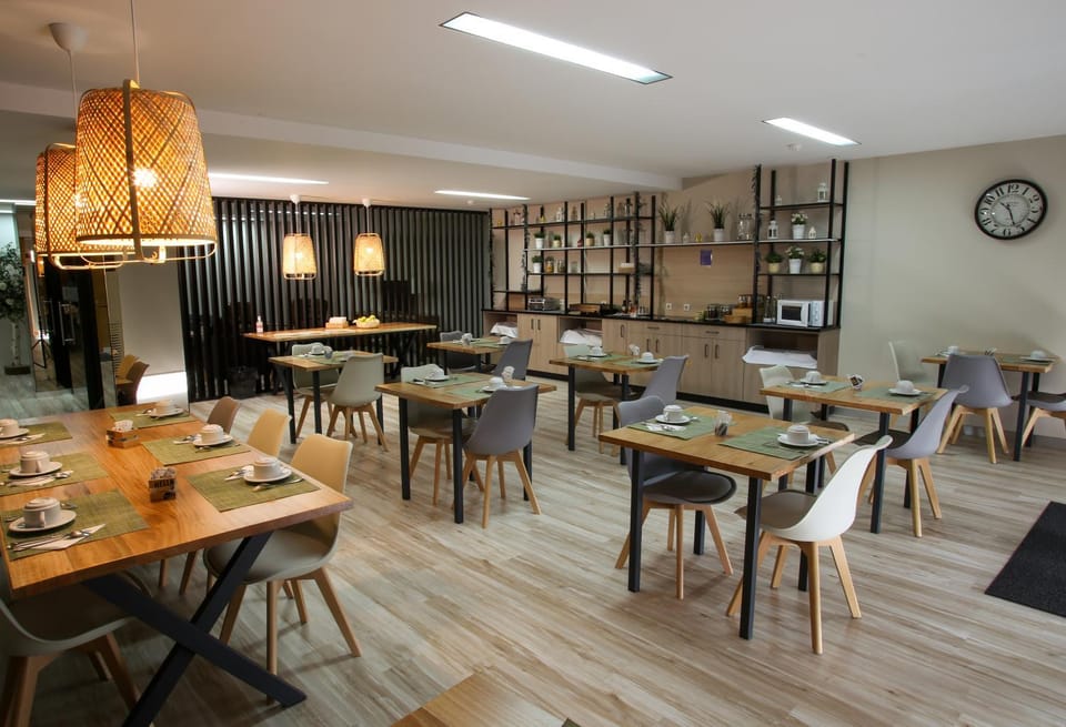Lounge or bar, Continental breakfast, Buffet breakfast