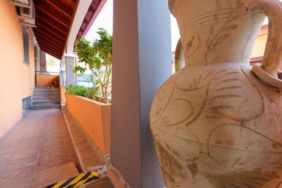 Decorative detail
