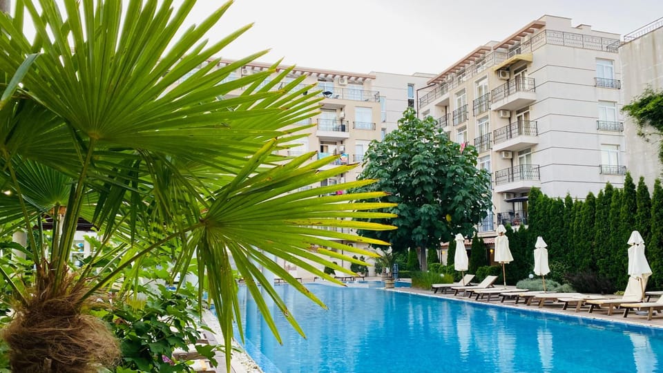 APARTELLO Modern Apartments in DownPARK Apartment in Sunny Beach