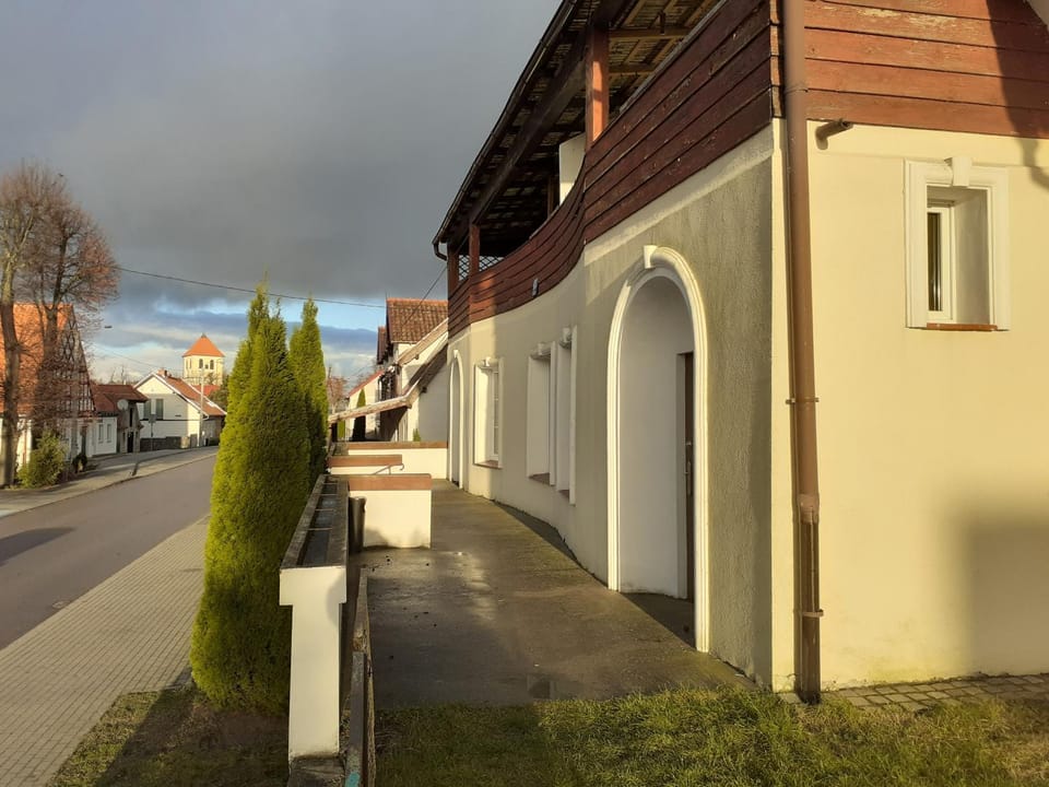 Property building, Facade/entrance